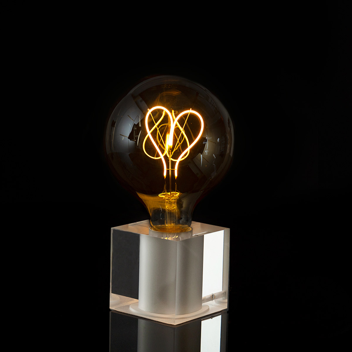 Sompex Cubic Tischleuchte Acryl, mit Motiv Leuchtmittel, Herz (©Leuchtenland.com)
