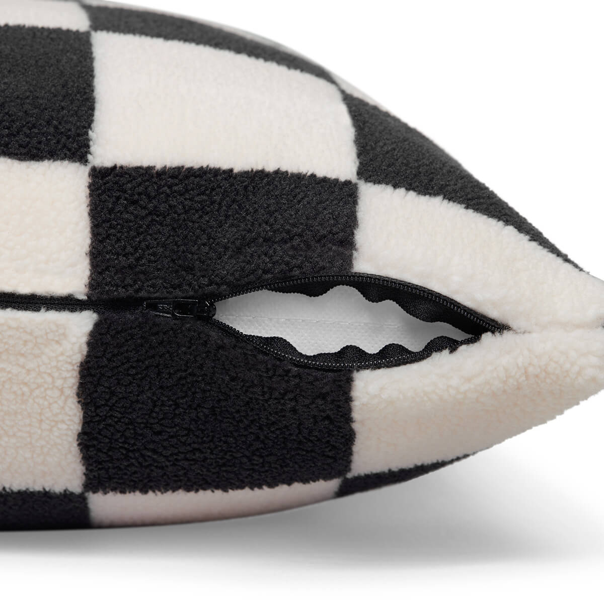 Fatboy Square Pillow Teddy Chess Kissen, schwarz-ecru