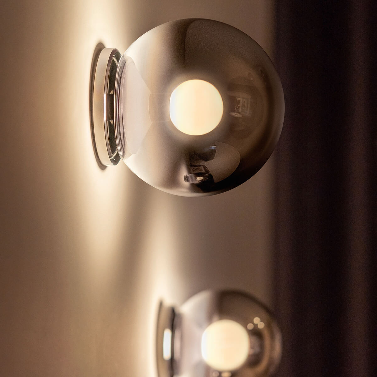 Occhio Luna scura up LED Wandleuchte, Ø: 12,5 cm und Ø: 16 cm, dark chrome