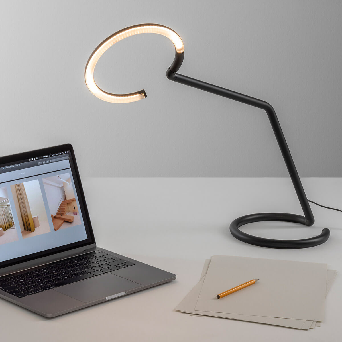 Artemide Vine Light LED Tavolo, schwarz