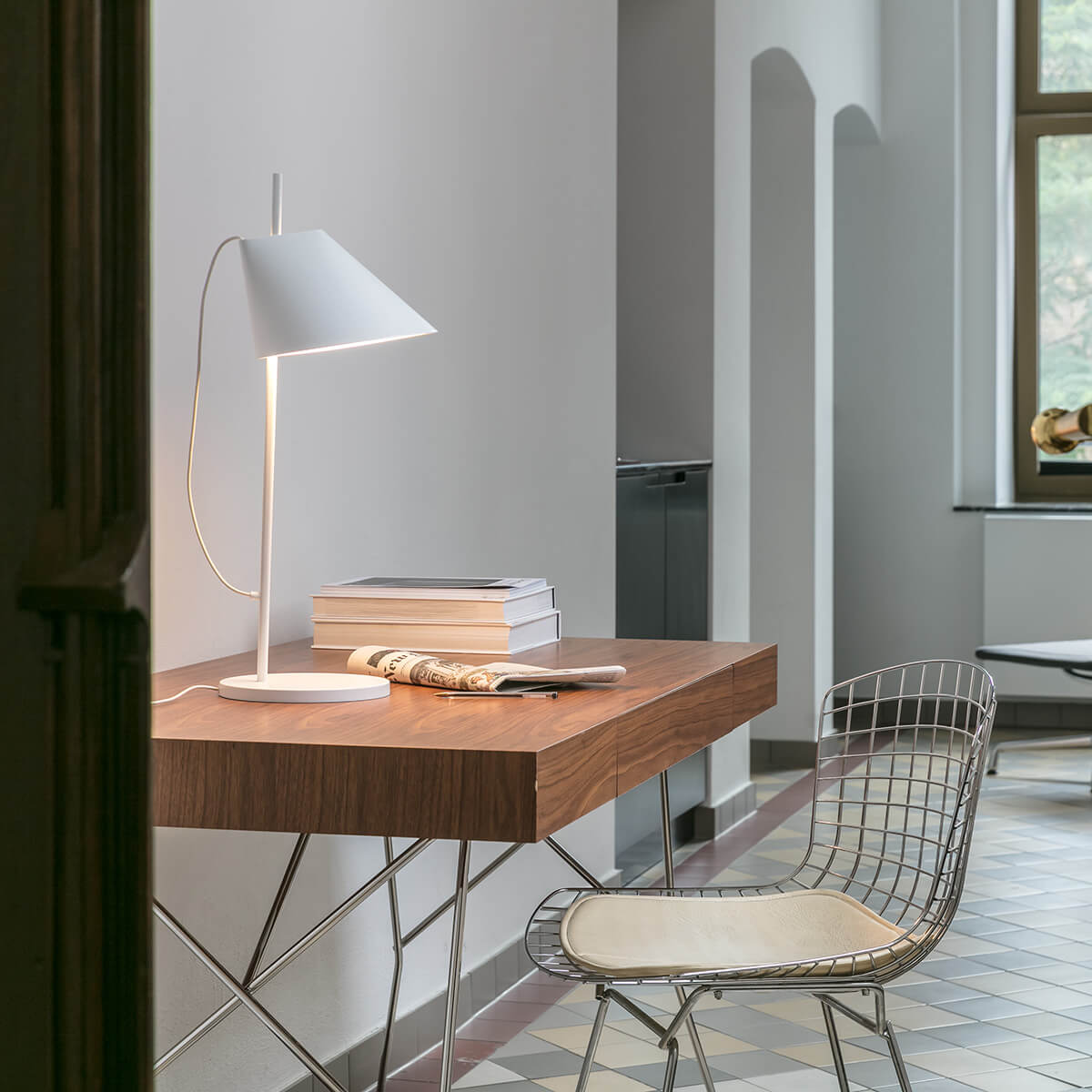 Louis Poulsen Yuh LED Tischleuchte, weiß