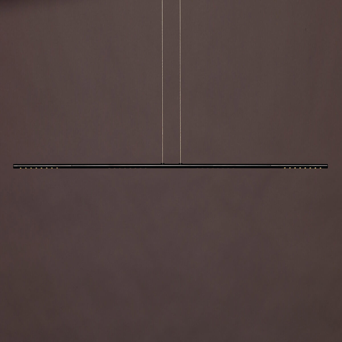 Tecnolumen Lum 135 LED Pendelleuchte, schwarz