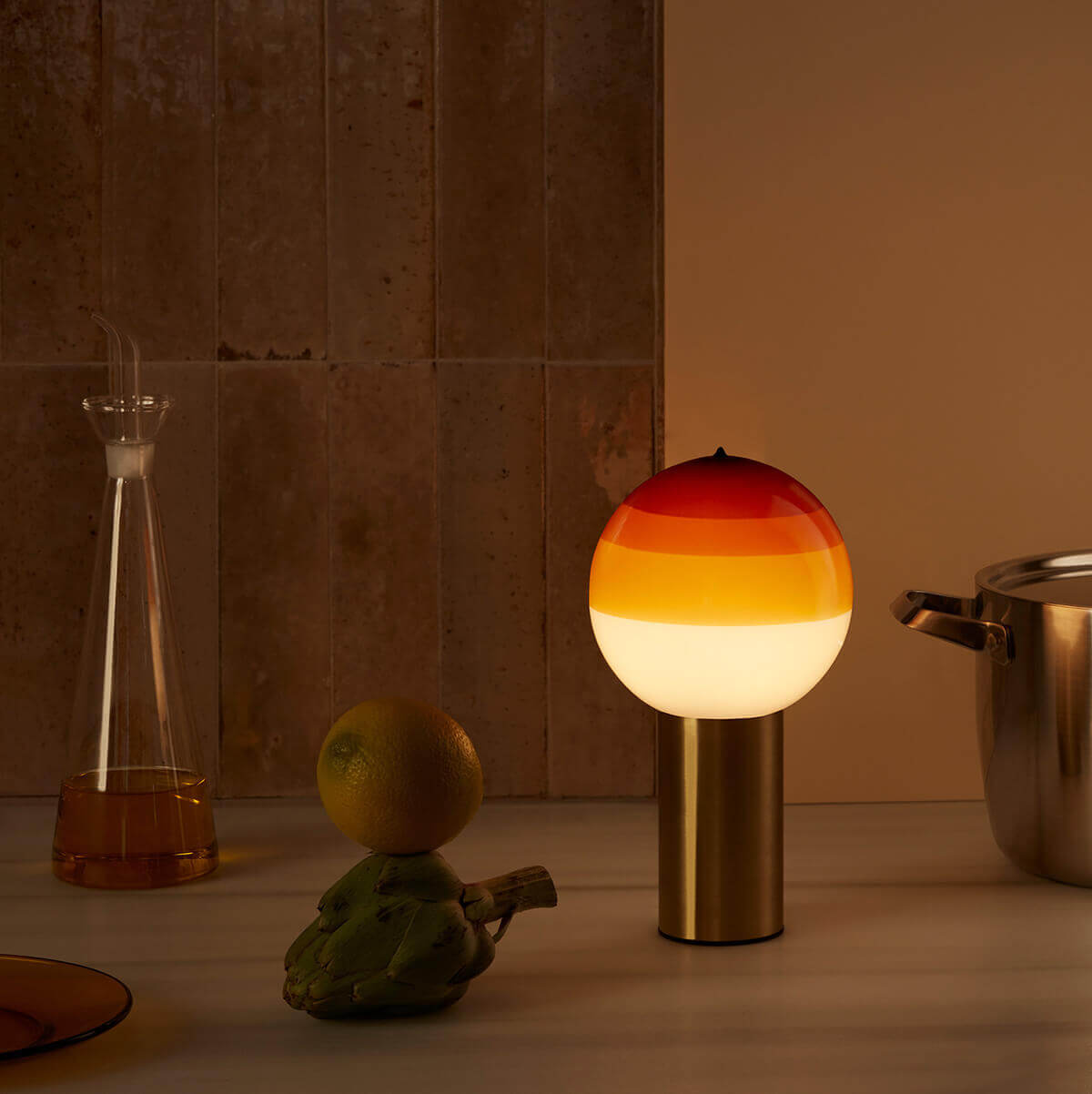 Marset Dipping Light Portable LED Akkuleuchte, Schirm: amber