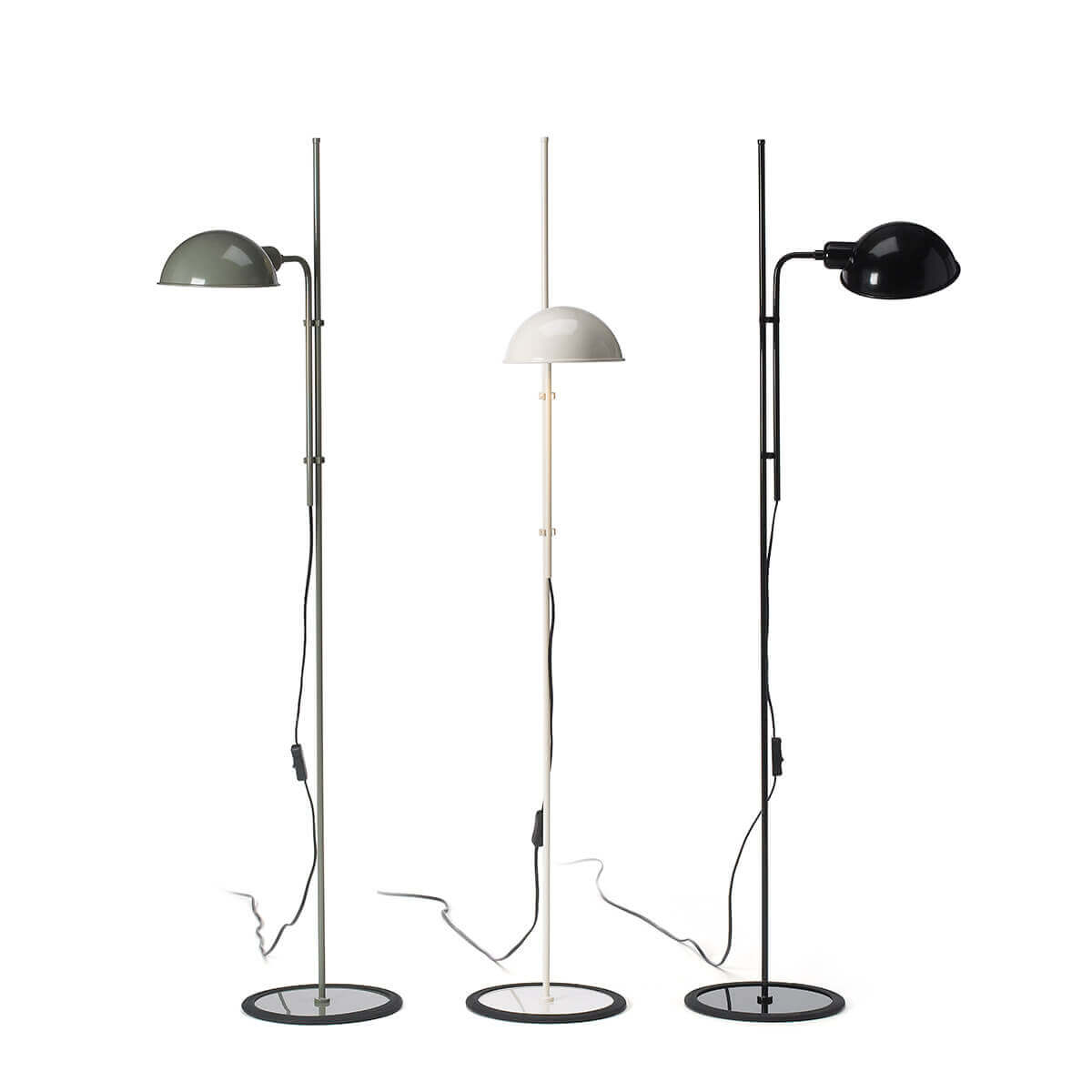 Marset Funiculí Stehleuchte, moosgrau, perlweiß und schwarz