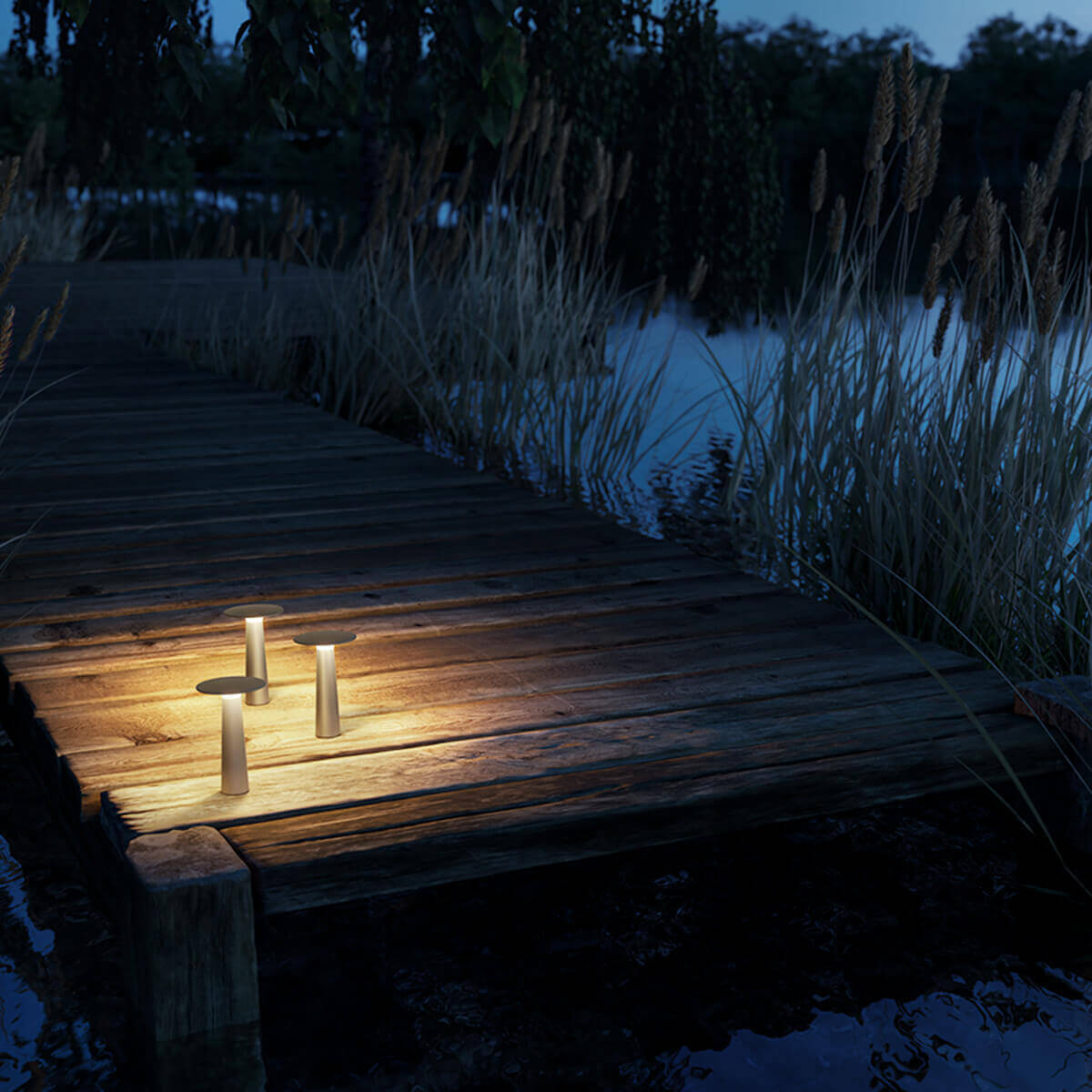 IP44.DE Lix LED Akkuleuchte, Dim-to-Amber, true gold (Gold)