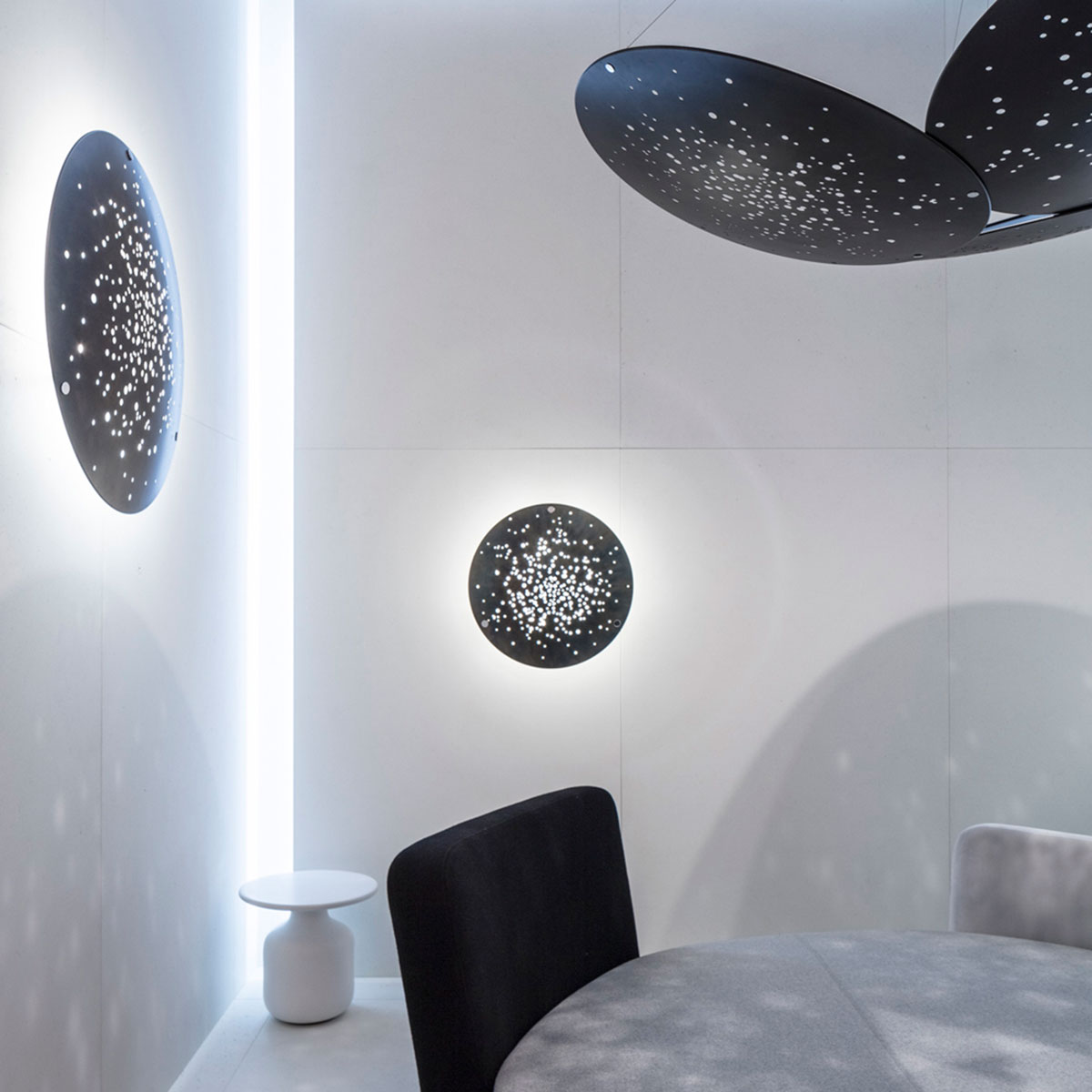 Fabbian Lens Pendelleuchte, 3-flg., Ø: 60 cm, brüniert satiniert Ambiente