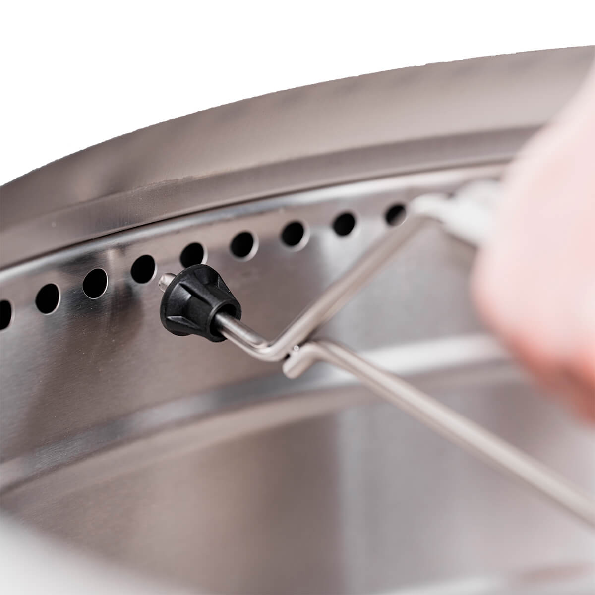 Solo Stove Yukon Tragegriff, Edelstahl, mit der Yukon 2.0 Feuerschale (separat erhältlich)