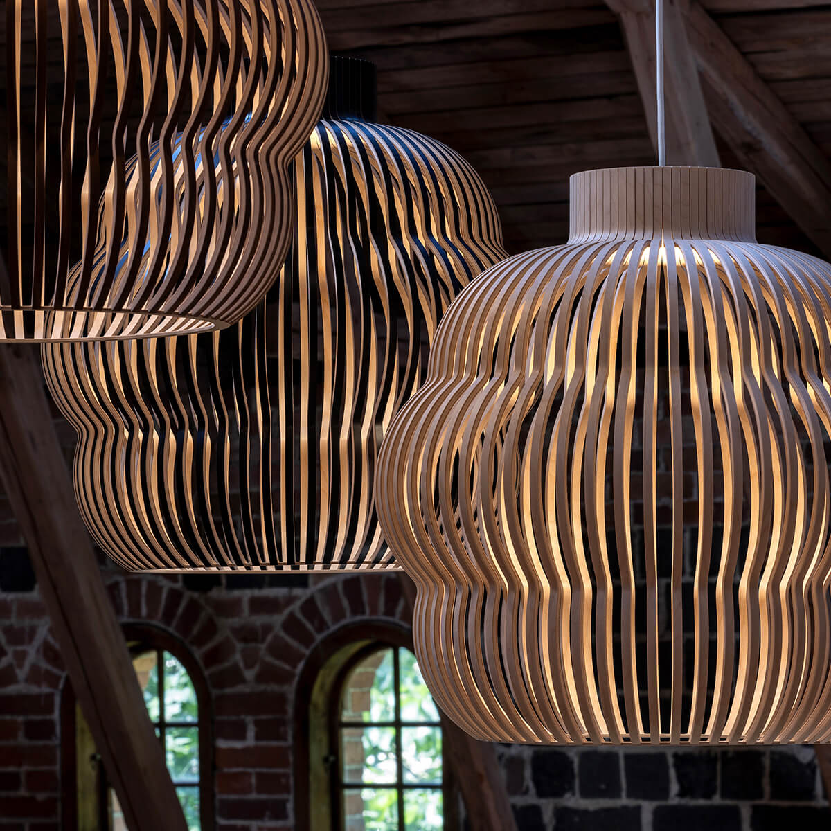 Secot Design Kumulo 5200 Pendelleuchte, schwarz laminiert und Birke natur