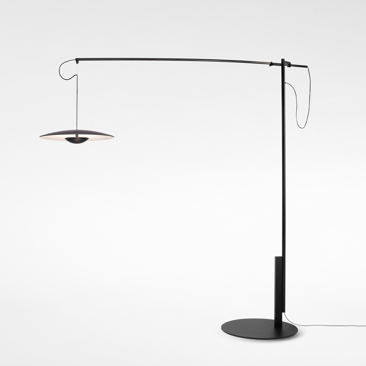Marset Ginger XL 42 LED Stehleuchte, Wenge