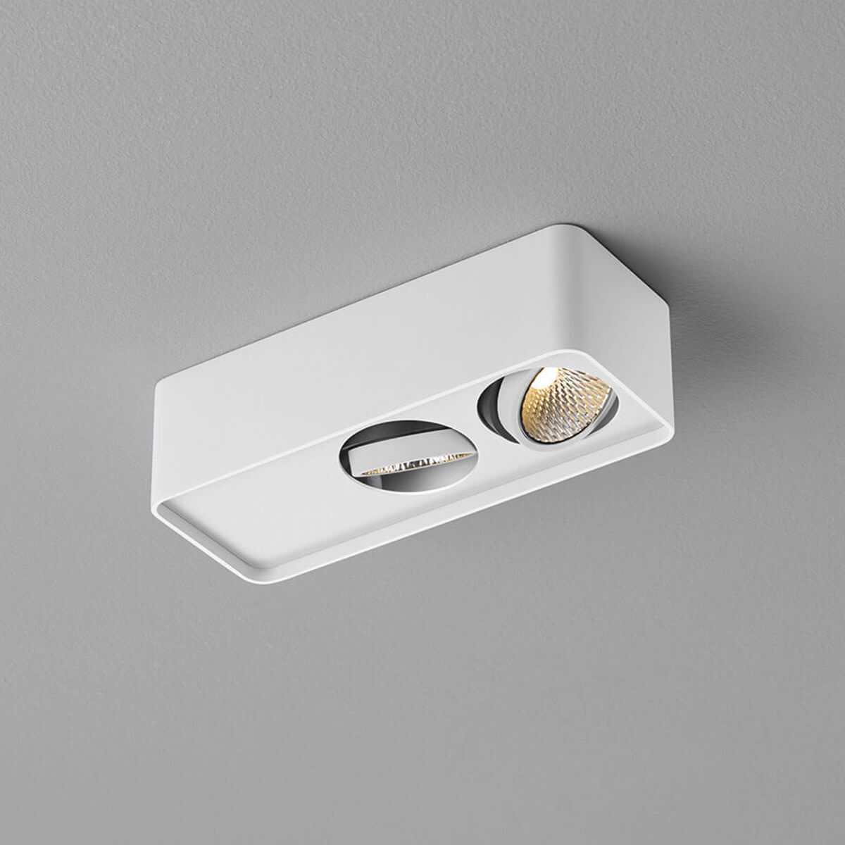 Helestra Cas LED Deckenleuchte, 2-flg., weiß matt