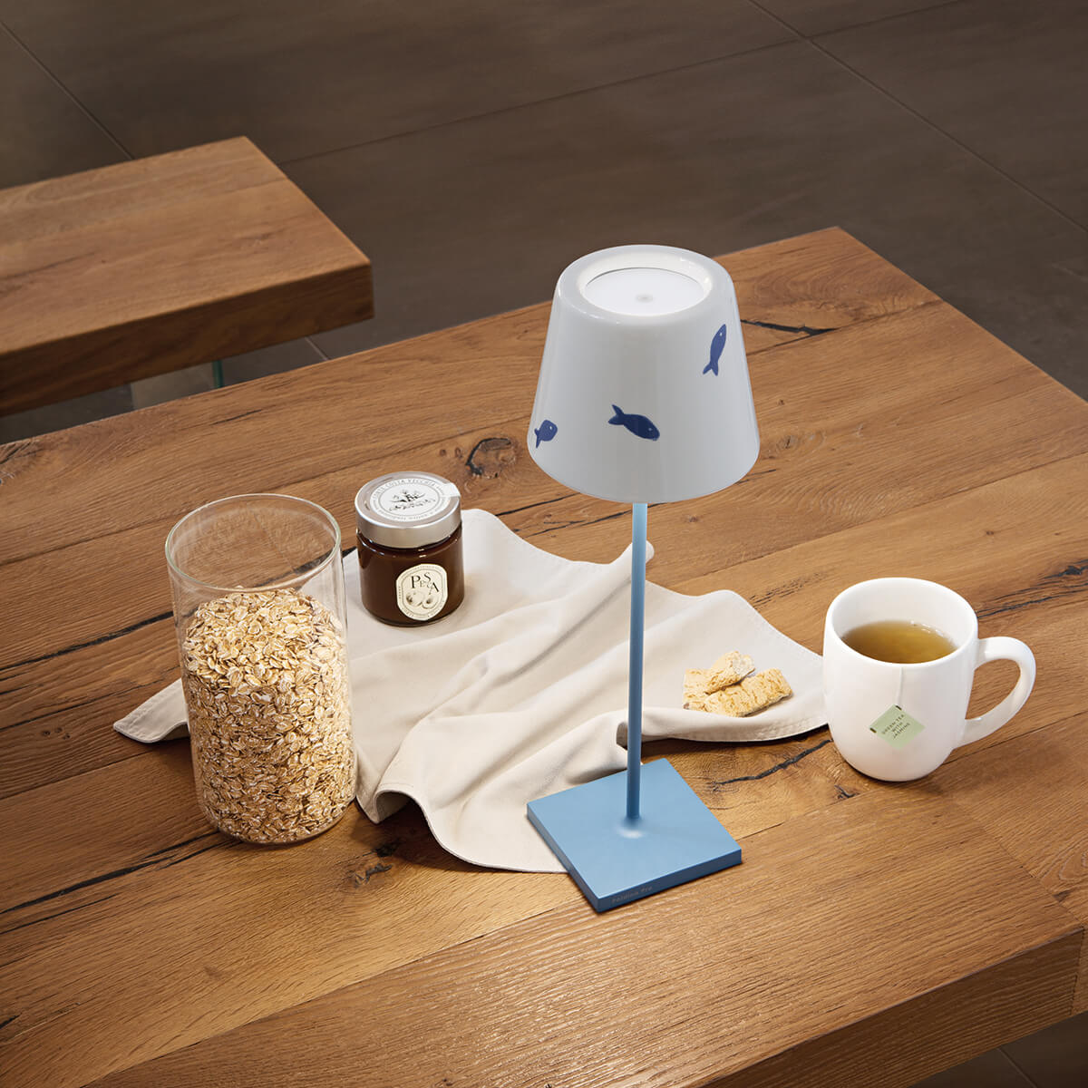 Zafferano AiLati Poldina Keramikschirm, Fische azur, mit Poldina Pro LED Akkuleuchte, avio blau (separat erhältlich)