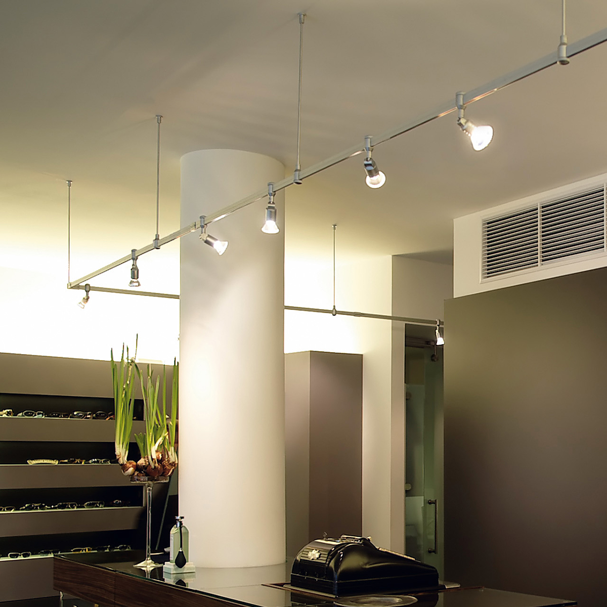 Oligo CHECK-IN Gate B Seven Sytsemstrahler, Planungsbeispiel