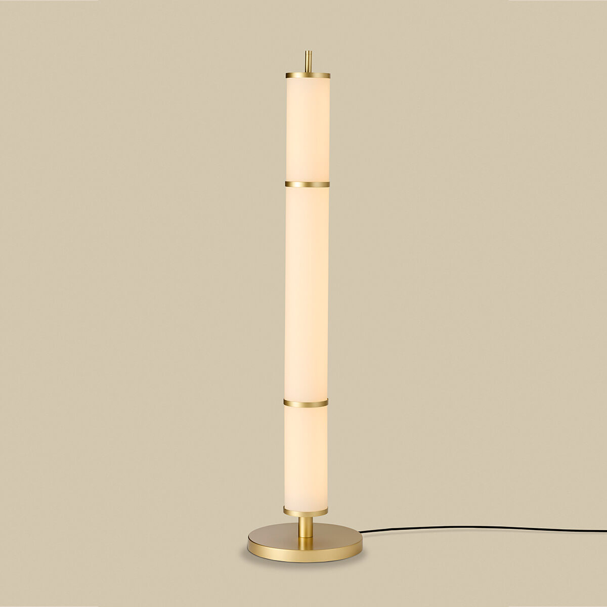 Holtkötter Fidelio LED Stehleuchte, Eloxal Messing, Opalglas