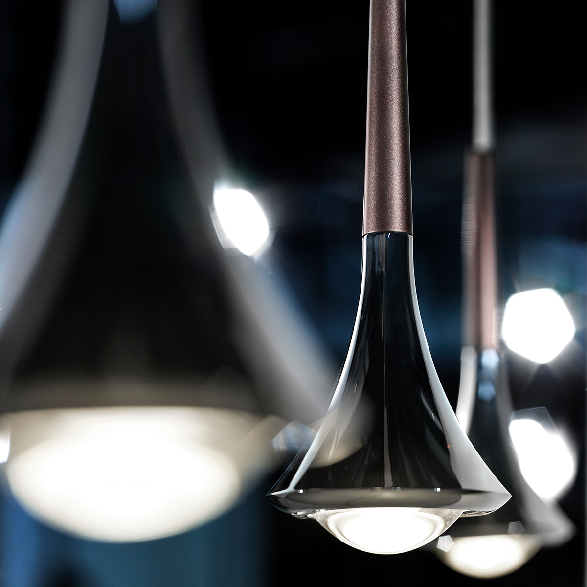 Lodes Rain LED Pendelleuchte, Chrom - Bronze matt, Detail