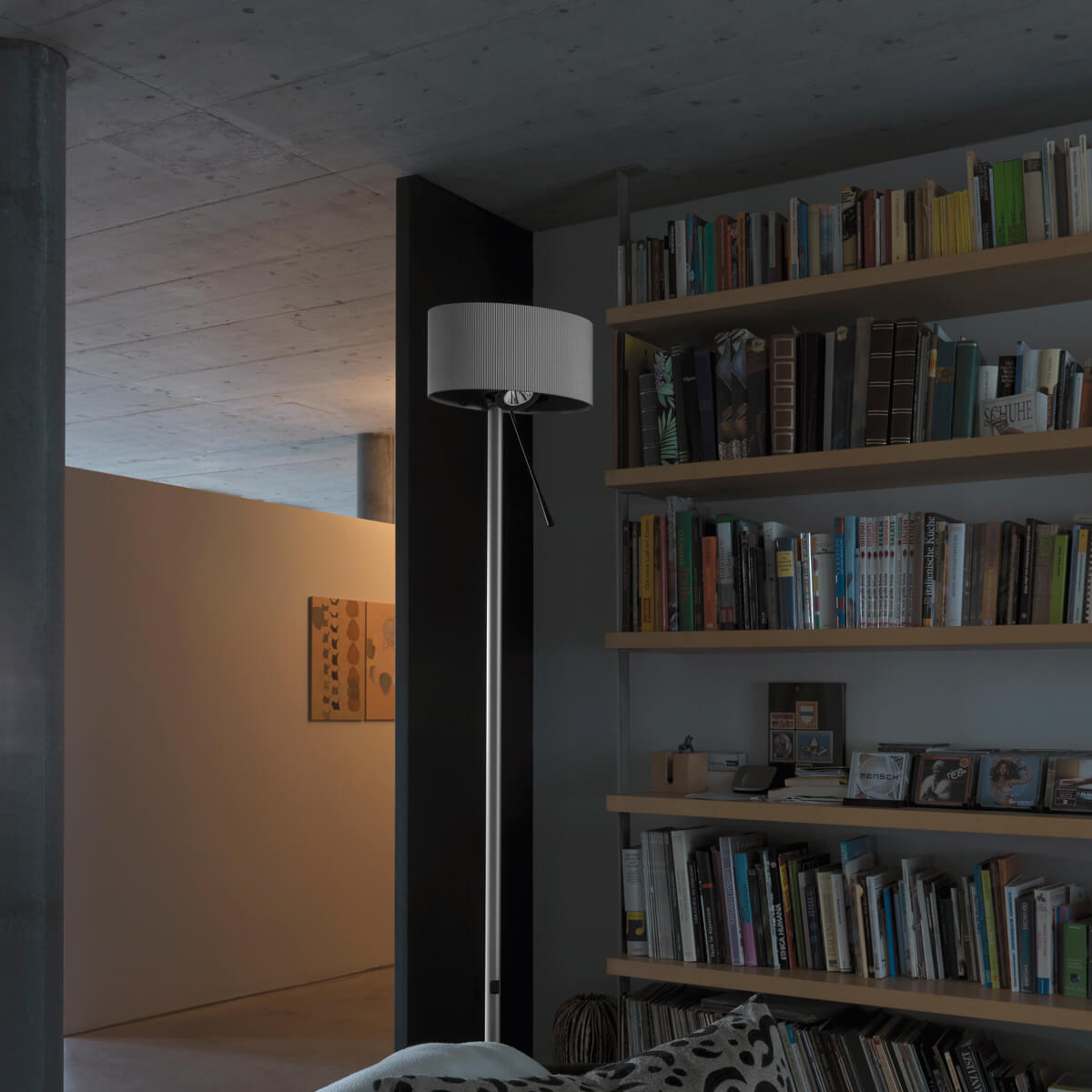 Belux Diogenes LED Stehleuchte, Bronze (ausgeschaltet)