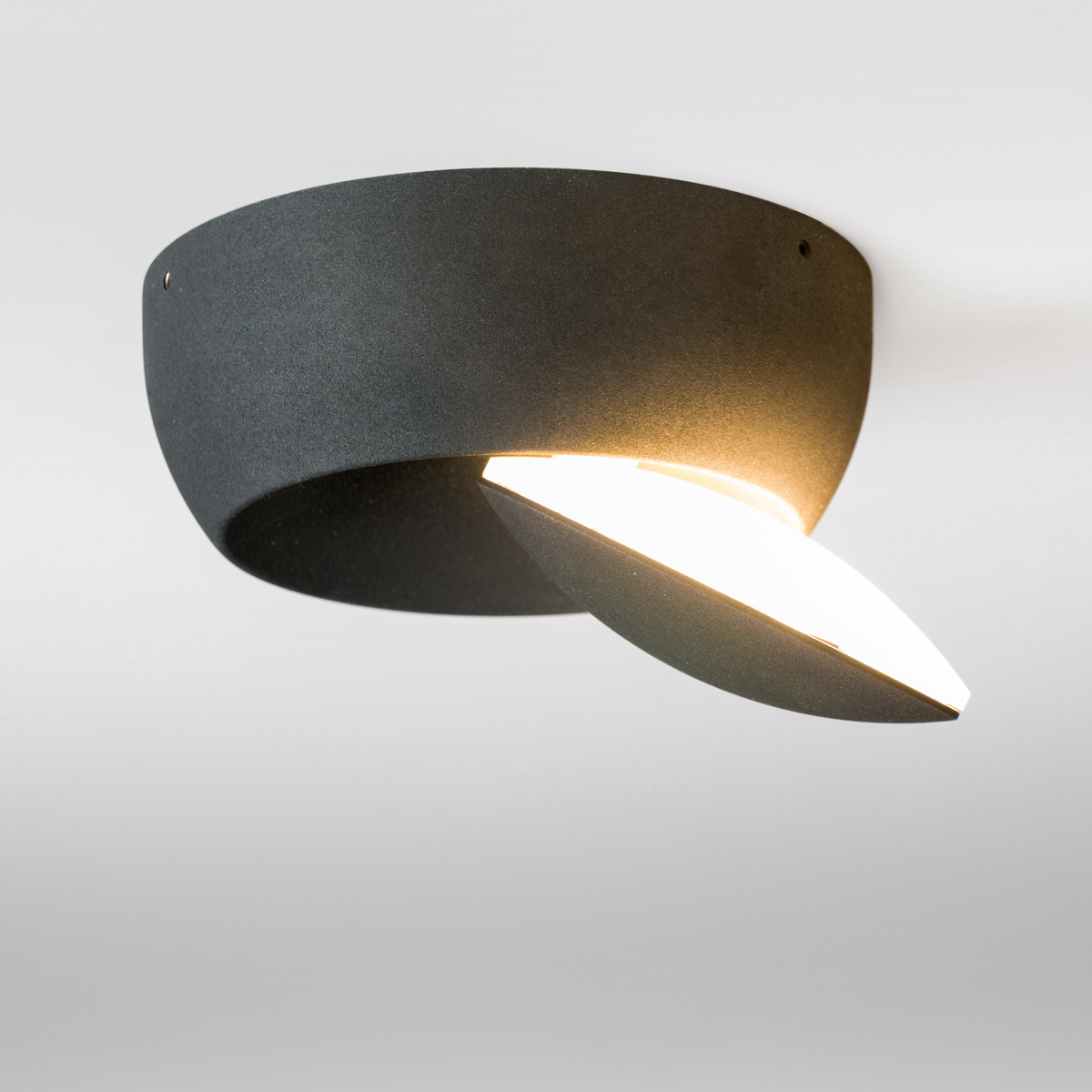 LupiaLicht Moon LED Wand- / Deckenleuchte, schwarz
