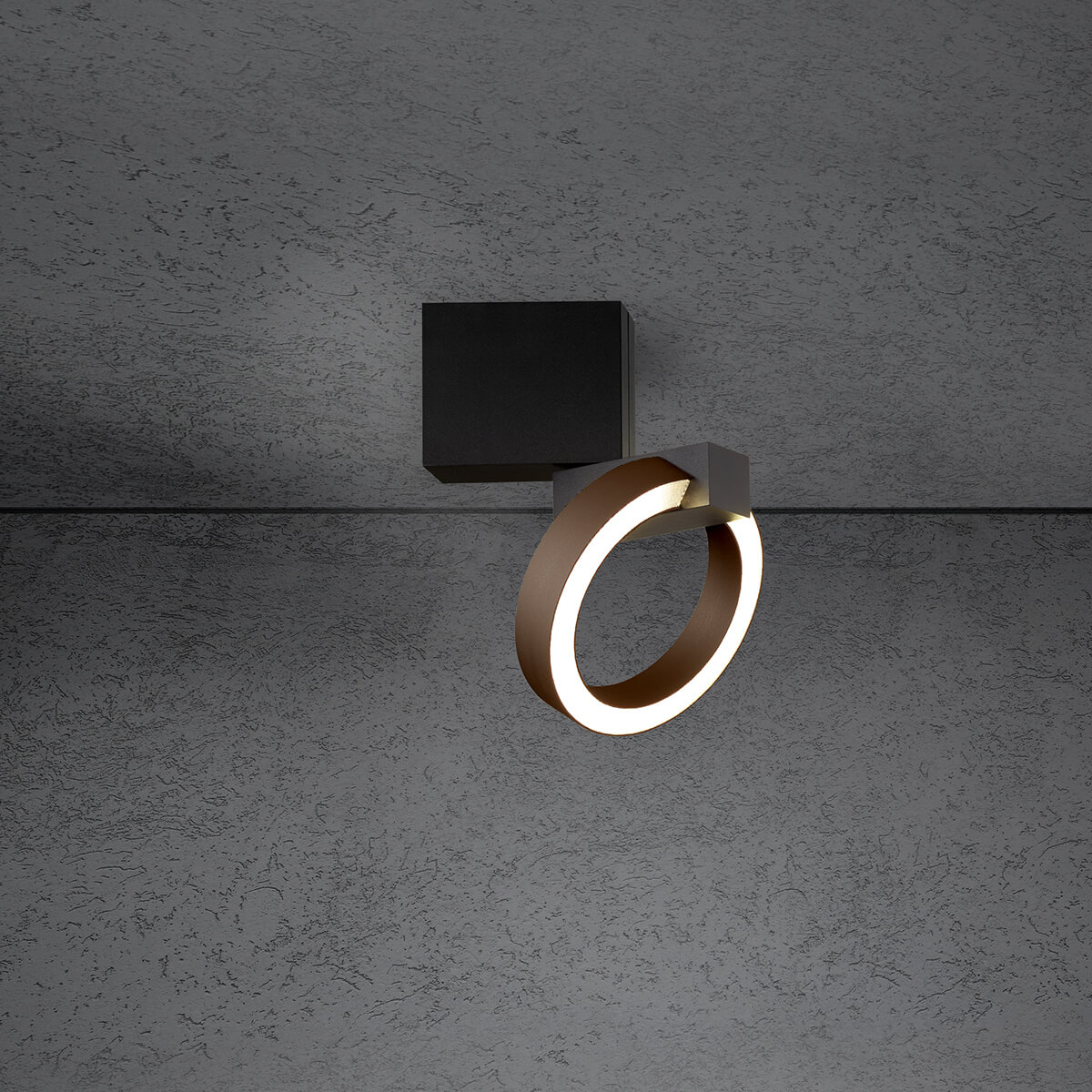 schwarz / Bronze eloxal