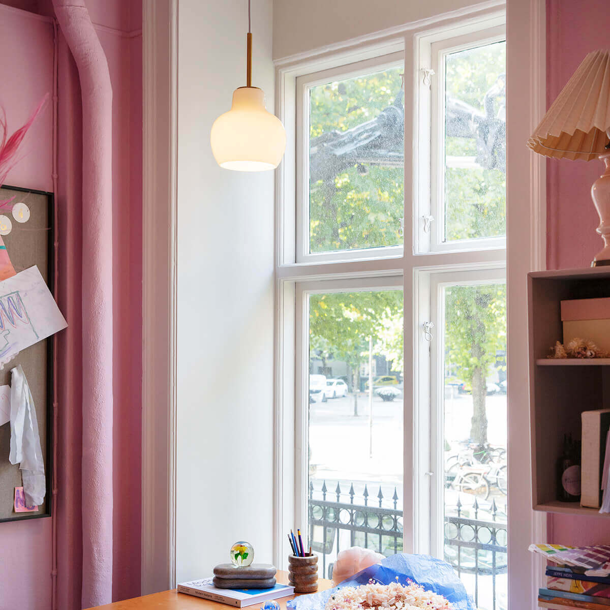 Louis Poulsen VL Ring Crown 1 Pendelleuchte, Messing / Opalglas