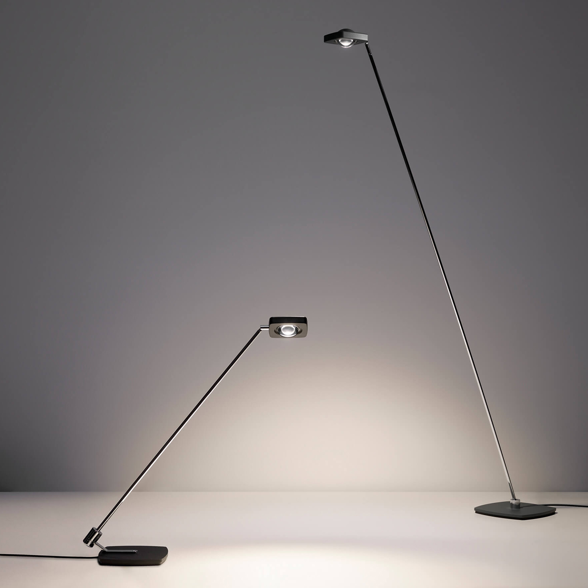 Oligo Kelveen LED Stehleuchte, schwarz matt, und Oligo Kelveen LED Tischleuchte, schwarz matt