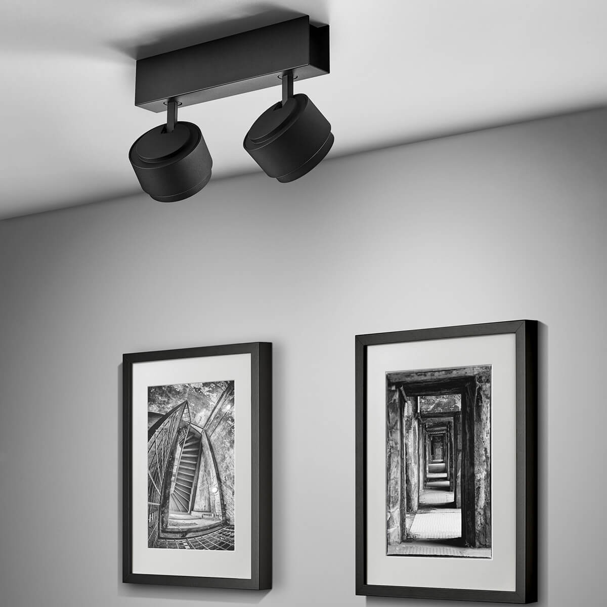 Helestra Pont LED Deckenaufbauleuchte, 2-flg., schwarz matt