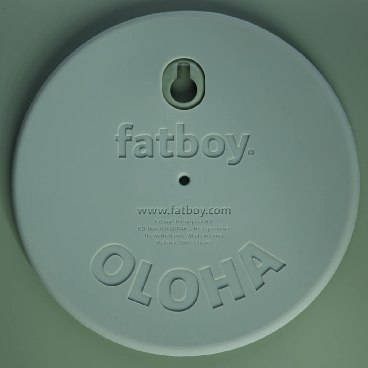 Fatboy Oloha Large LED Akkuleuchte & Schale, Sage (dunkelgrün), Wandhalterung auf der Rückseite
