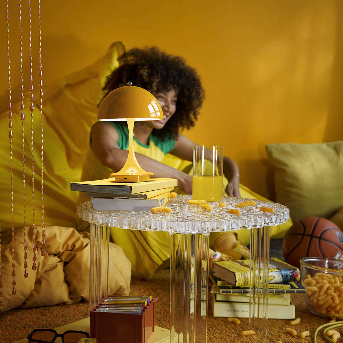 Louis Poulsen Panthella 160 Portable V3 LED Akkuleuchte, opak gelb – Design by Verner Panton