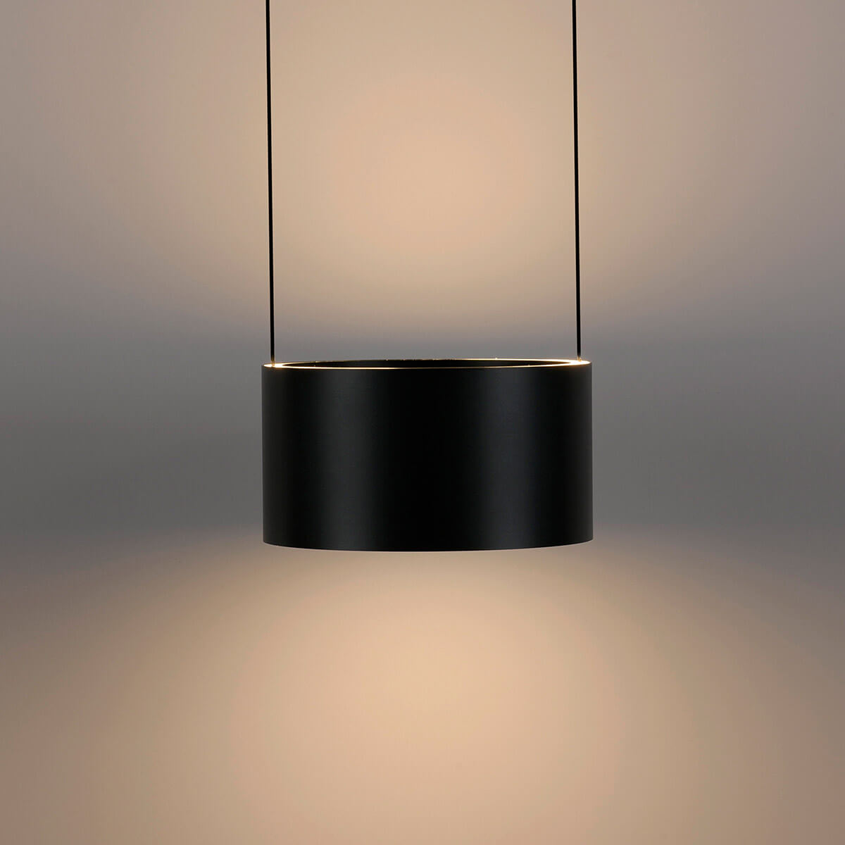 PURE Clipse LED Pendelleuchte mit CCT