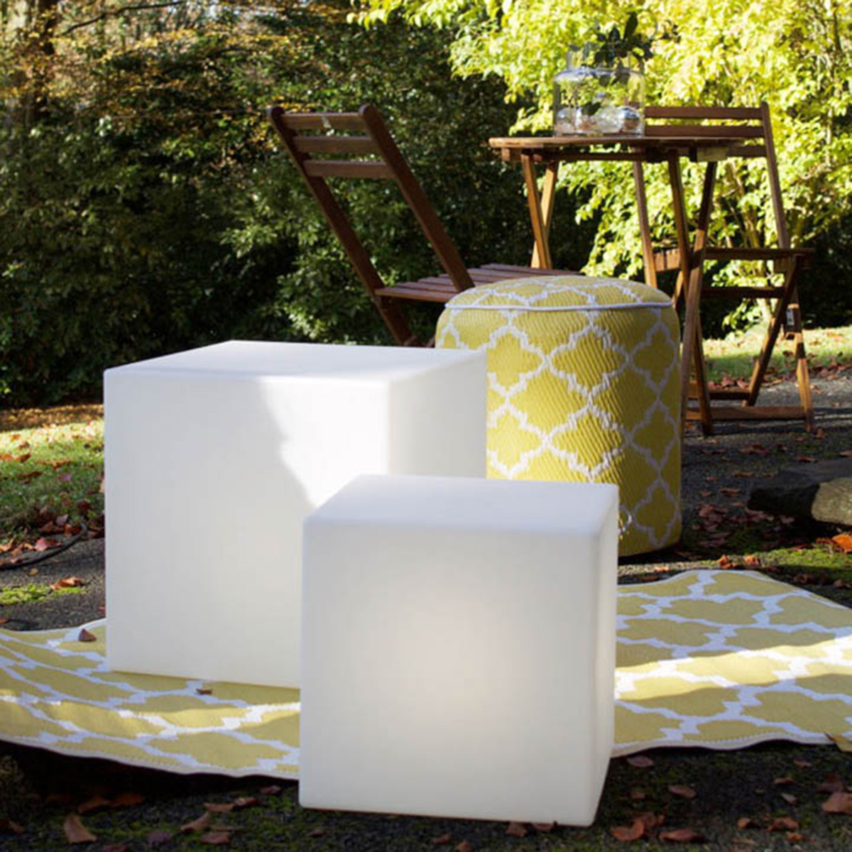 8 seasons design Shining Cube 33 und 43 LED Solardekoleuchte, weiß