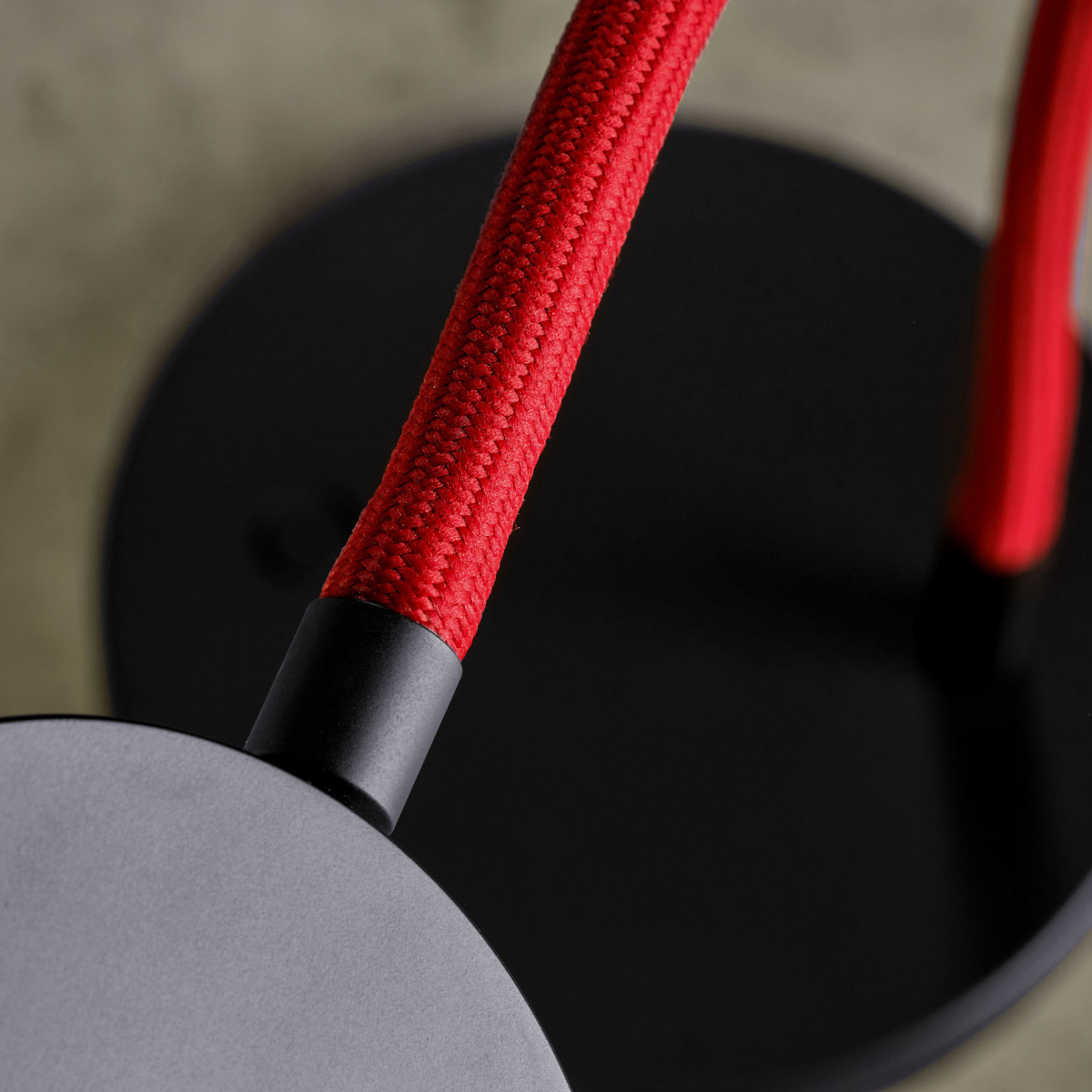 Holtkötter Flex LED Leuchtenserie, schwarz / rot