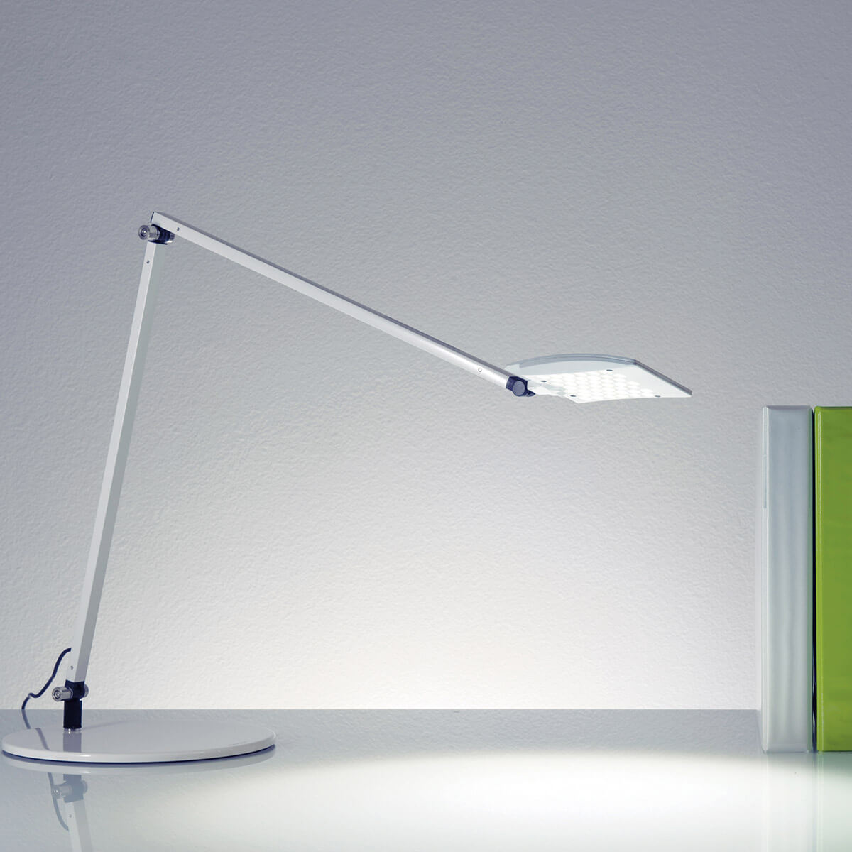 koncept Mosso Pro LED Tischleuchte, weiß