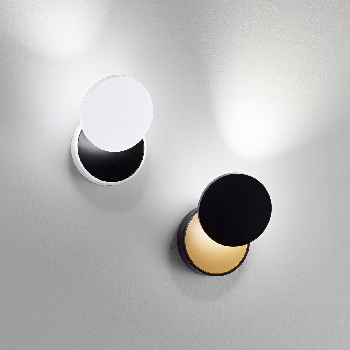 Ara LED Wandleuchte