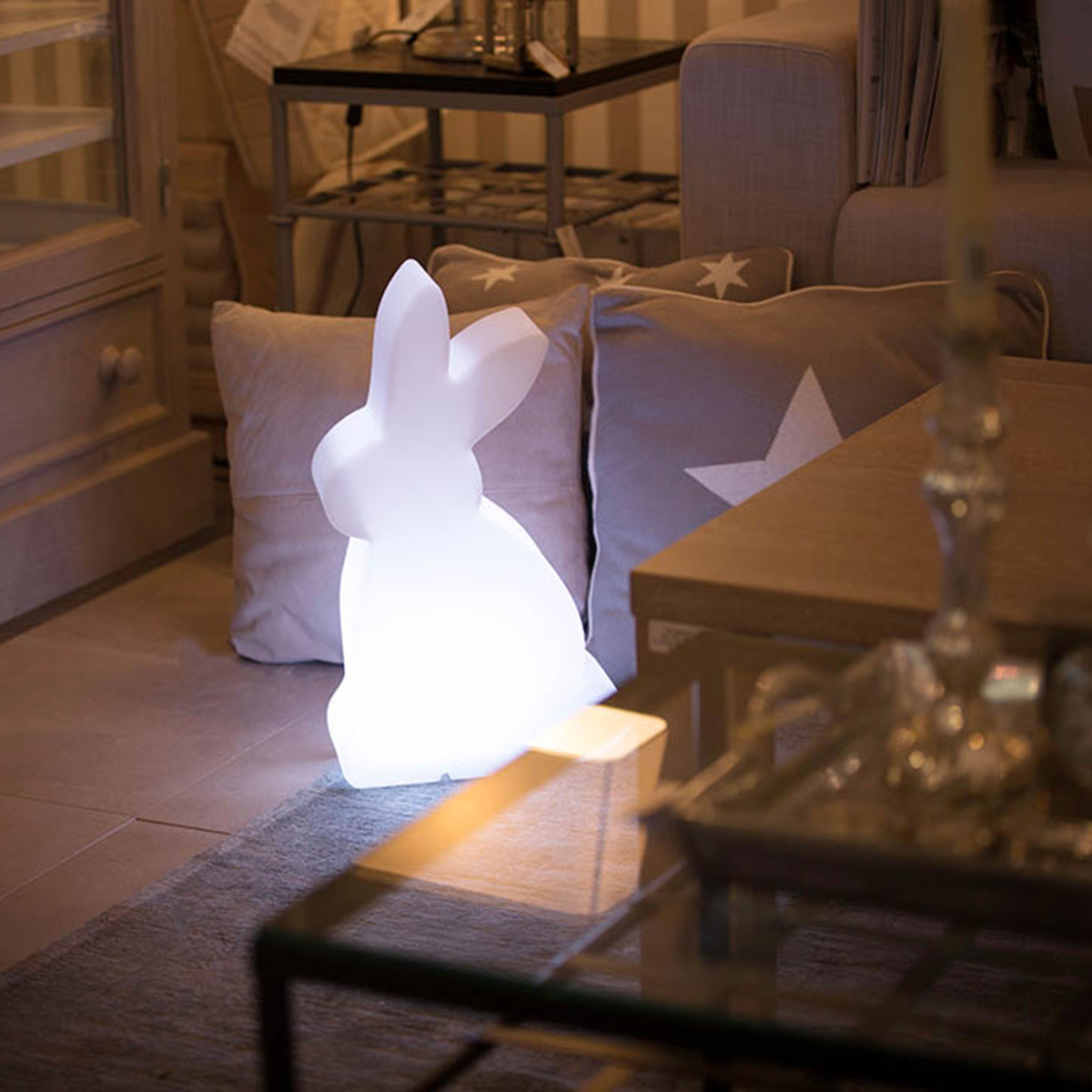 8 seasons design Shining Rabbit RGB LED Dekoleuchte, Höhe: 50 cm, weiß