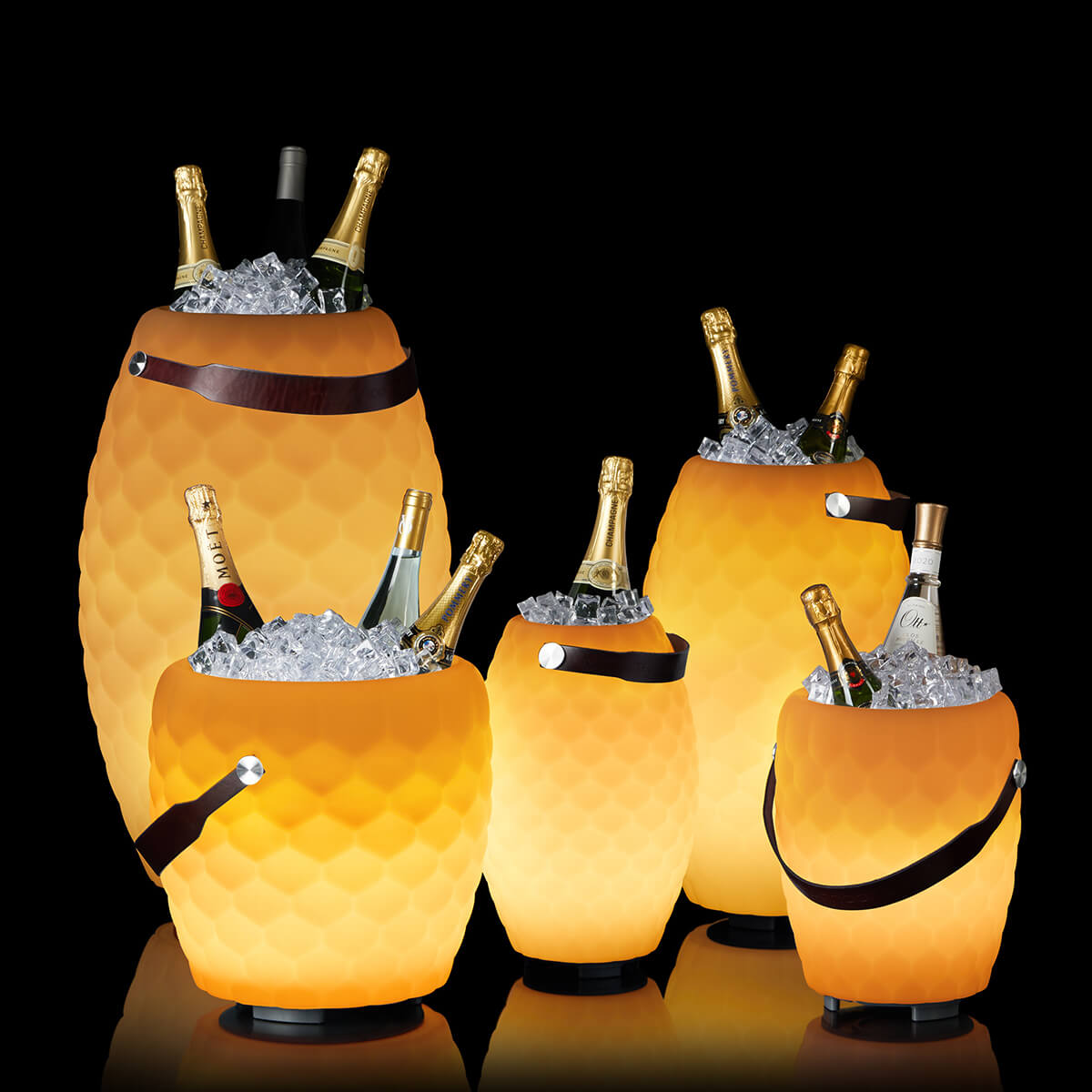 The Joouly Ltd. 35 LED Akkuleuchte, Bluetooth Lautsprecher & Weinkühler