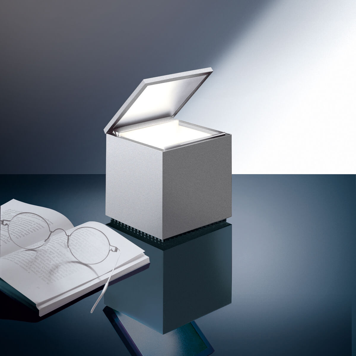 Cini & Nils Cuboluce classic Tavolo, Silber