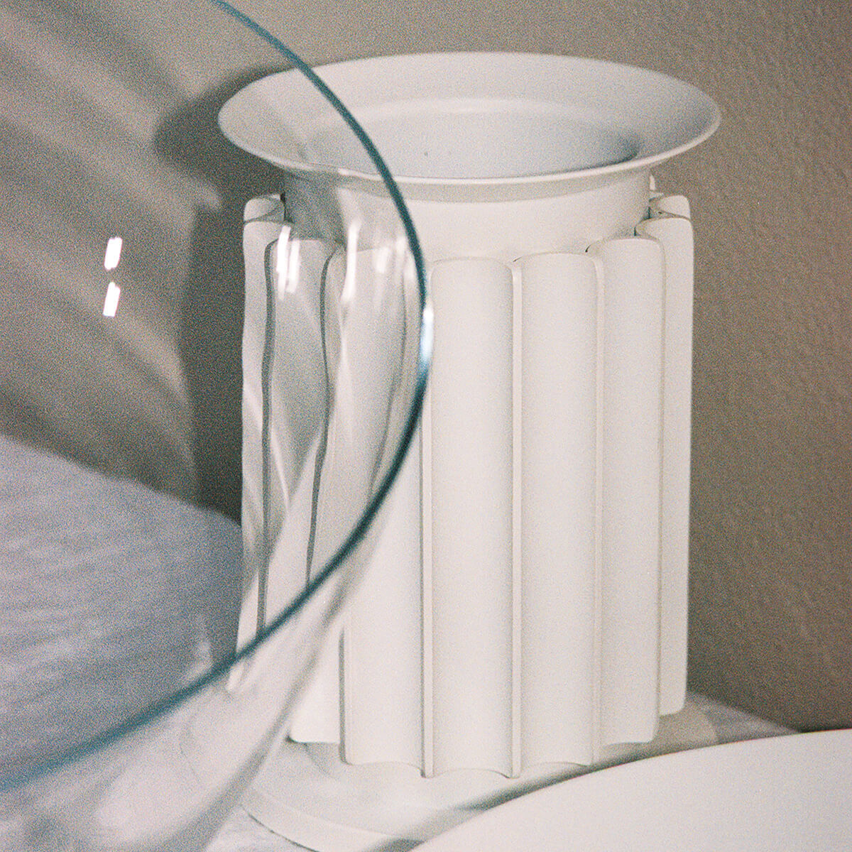 Flos Taccia Small LED Tischleuchte, weiß matt, Bestandteile (©Flos)
