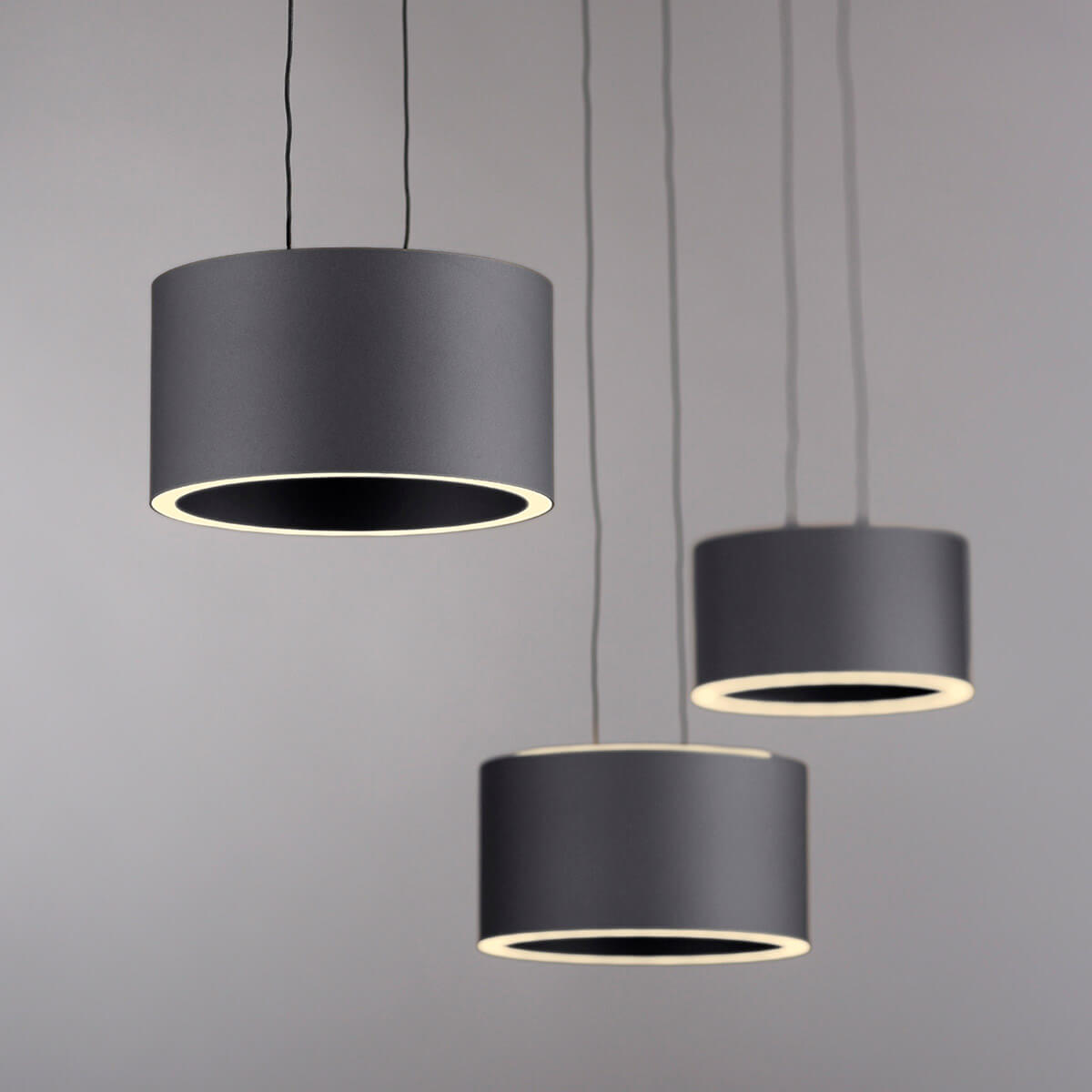 PURE Clipse LED Pendelleuchte mit CCT