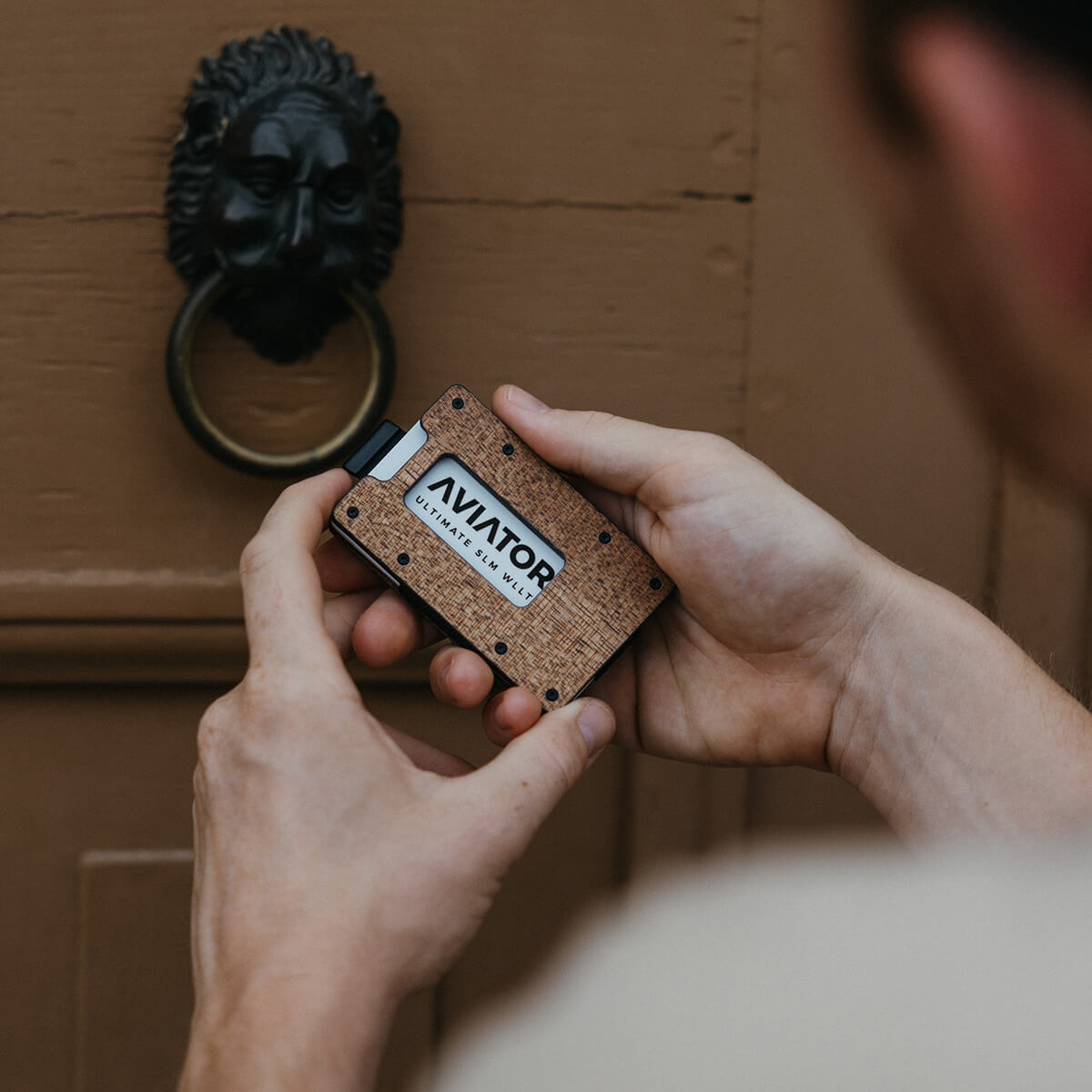 Aviator Wallet Wood x Carbon Fiber Slide Slim Wallet Geldbörse, Carbon / Holz laminiert