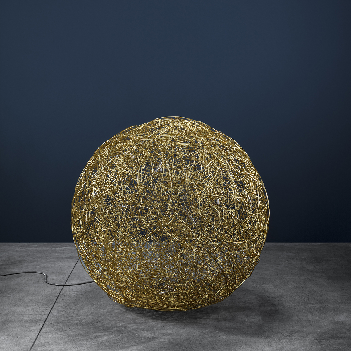 Catellani & Smith Fil de Fer F Bodenleuchte, Ø: 30 cm, Gold