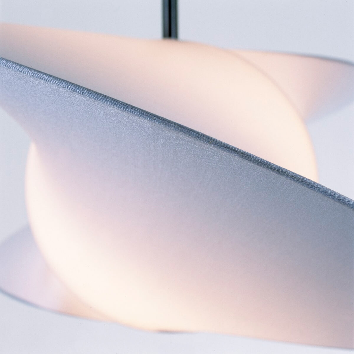 169-serien-lighting-propeller-deckenventilator-mit-licht-aluminium-textil-detail-1200x1200 Serien.lighting Propeller Deckenventilator mit Licht, Aluminium gebürstet