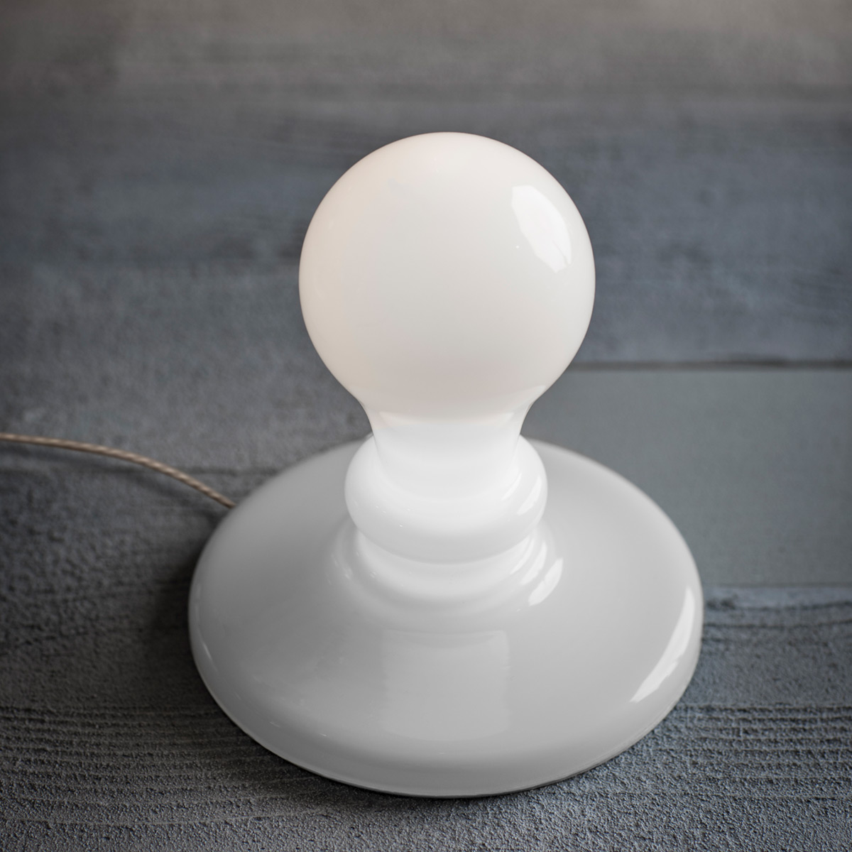 Foscarini Light Bulb LED Tavolo, Black Light (schwarz)