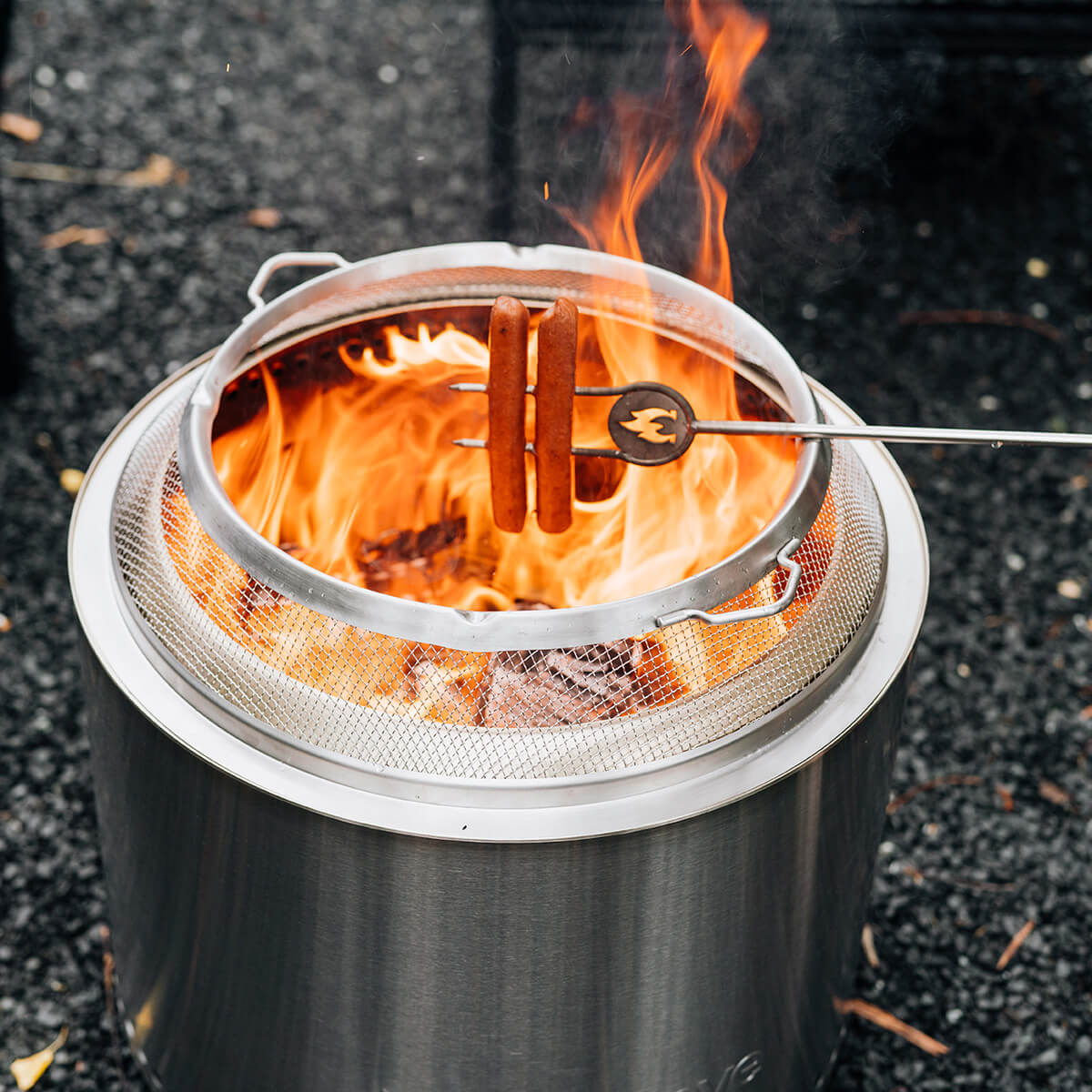 Solo Stove Bonfire 2.0 Feuerschale mit Standfuß & Surround, Premium-Set, Edelstahl