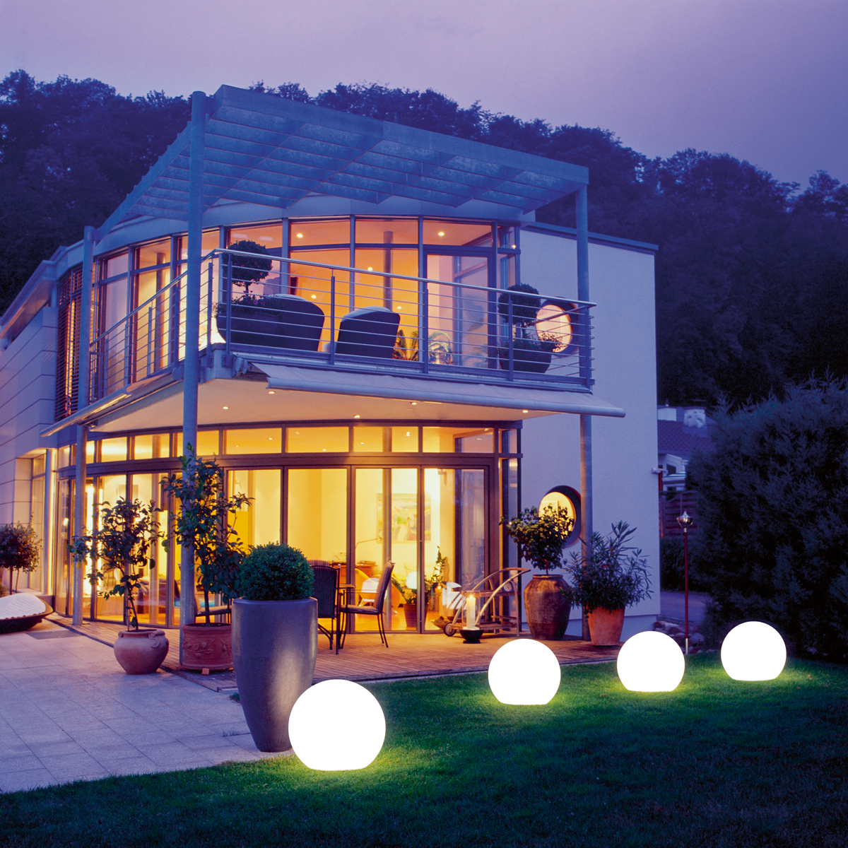 Moonlight Vollkugel MBG mit Eingrabsockel, Ø: 55 cm, weiß (Abbildung mehrere Ausführungen)