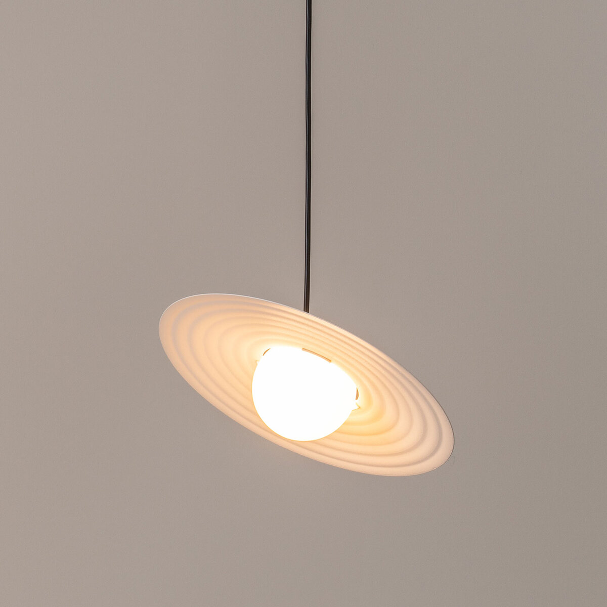 Milan Symphony Pendelleuchte, Ø: 30 cm, nerzfarben