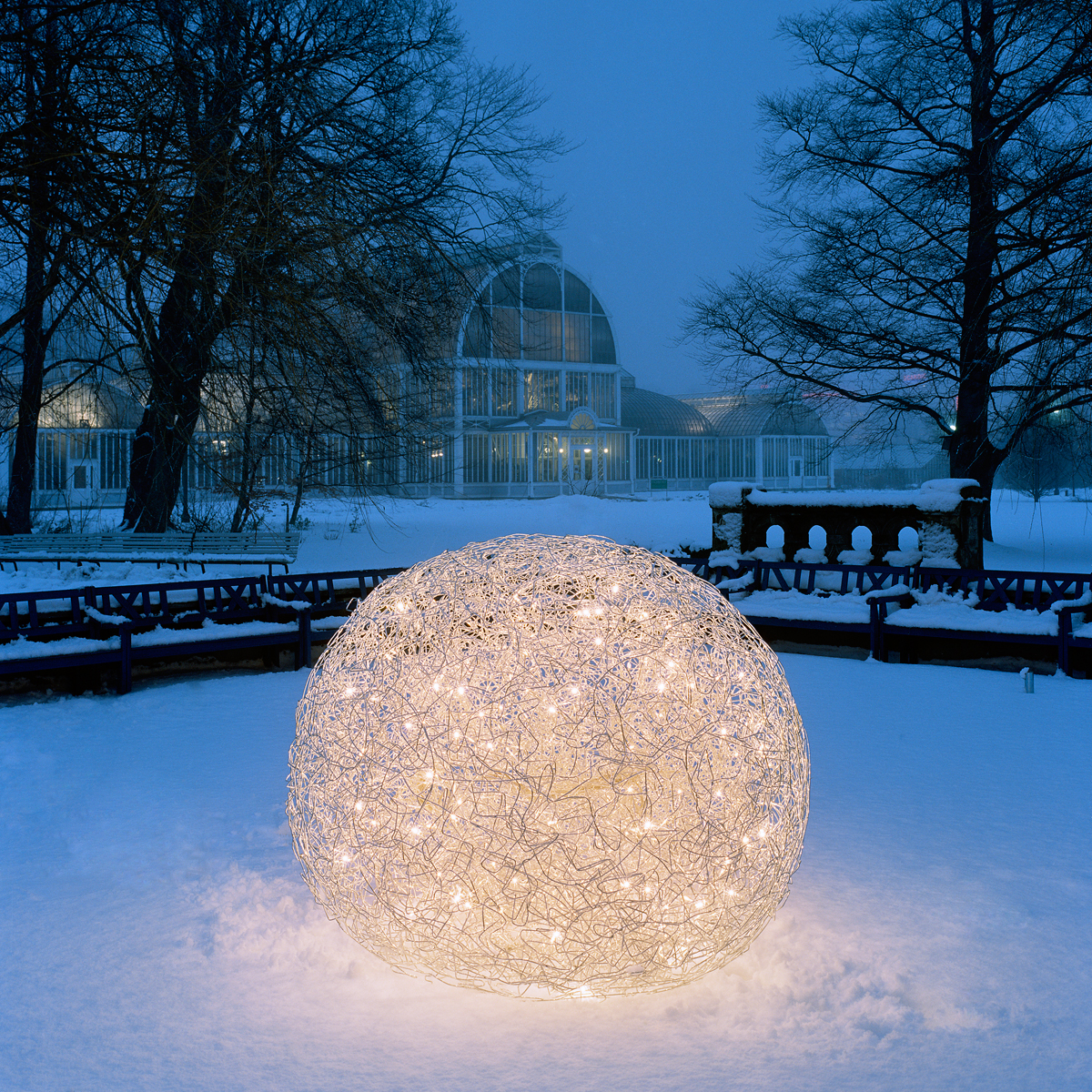 Catellani & Smith Fil de Fer F Outdoor Bodenleuchte, Ø: 100 cm, Aluminium (Foto: Nava-Rapacchietta)