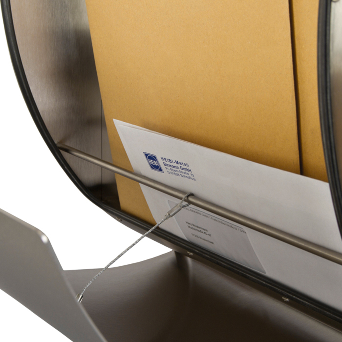 Heibi Riado Briefkasten, Entnahme