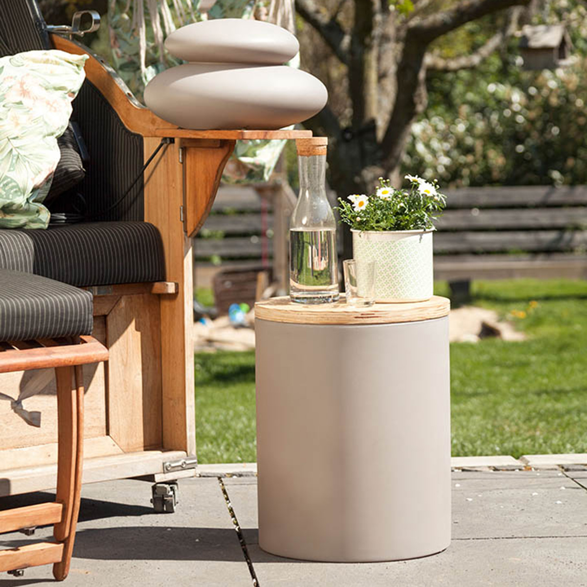 8 seasons design Shining Drum LED Solardekoleuchte, taupe