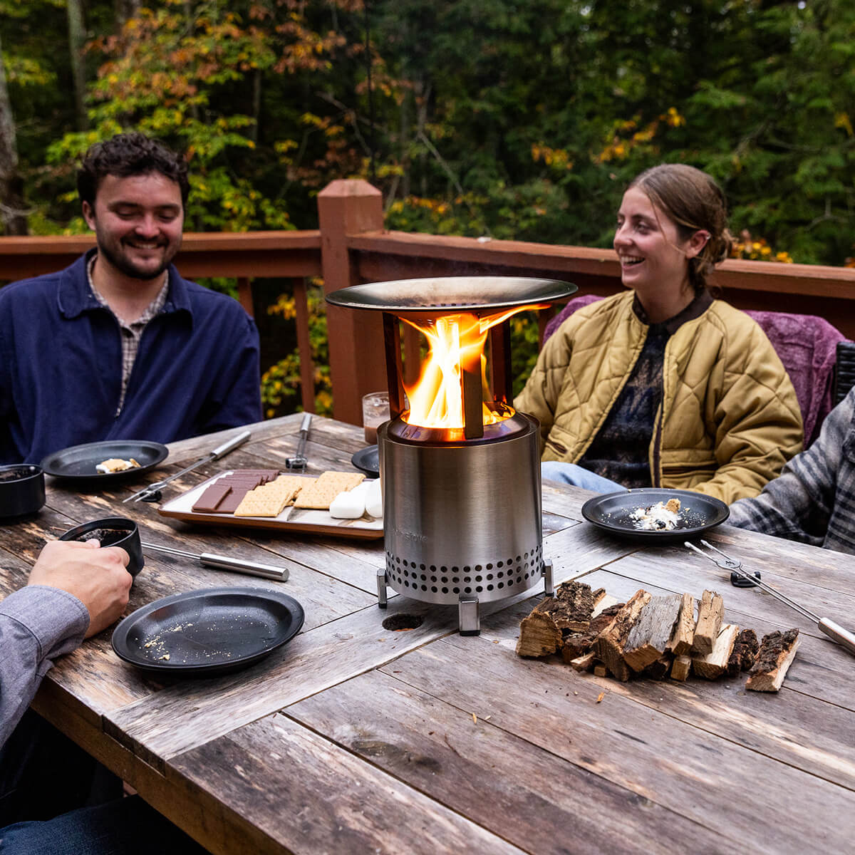 Solo Stove Mesa Wärmeverteiler mit dem Mesa Tischfeuer & Tischkamin (separat erhältlich)