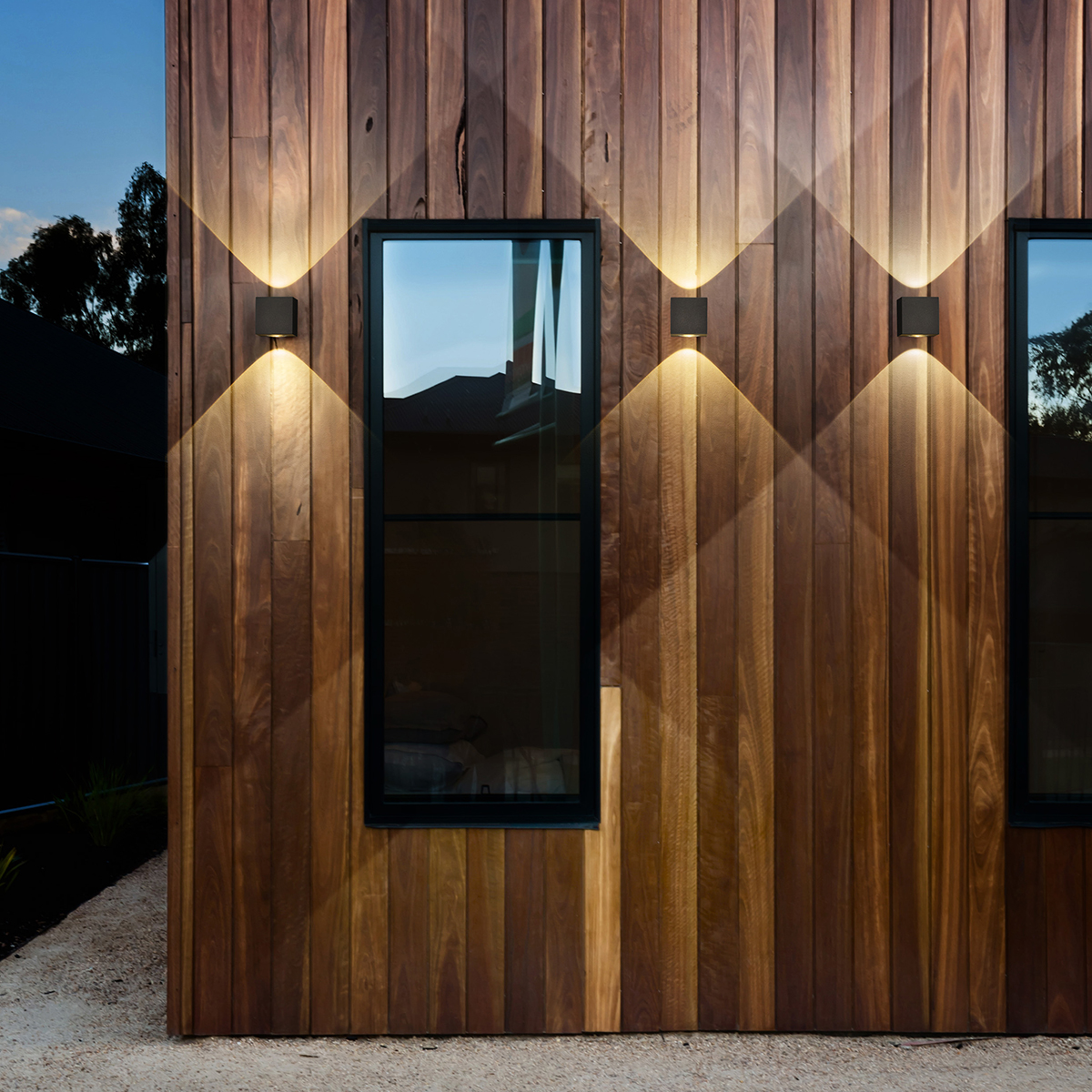 Helestra Peka LED Außenwandleuchte, graphit