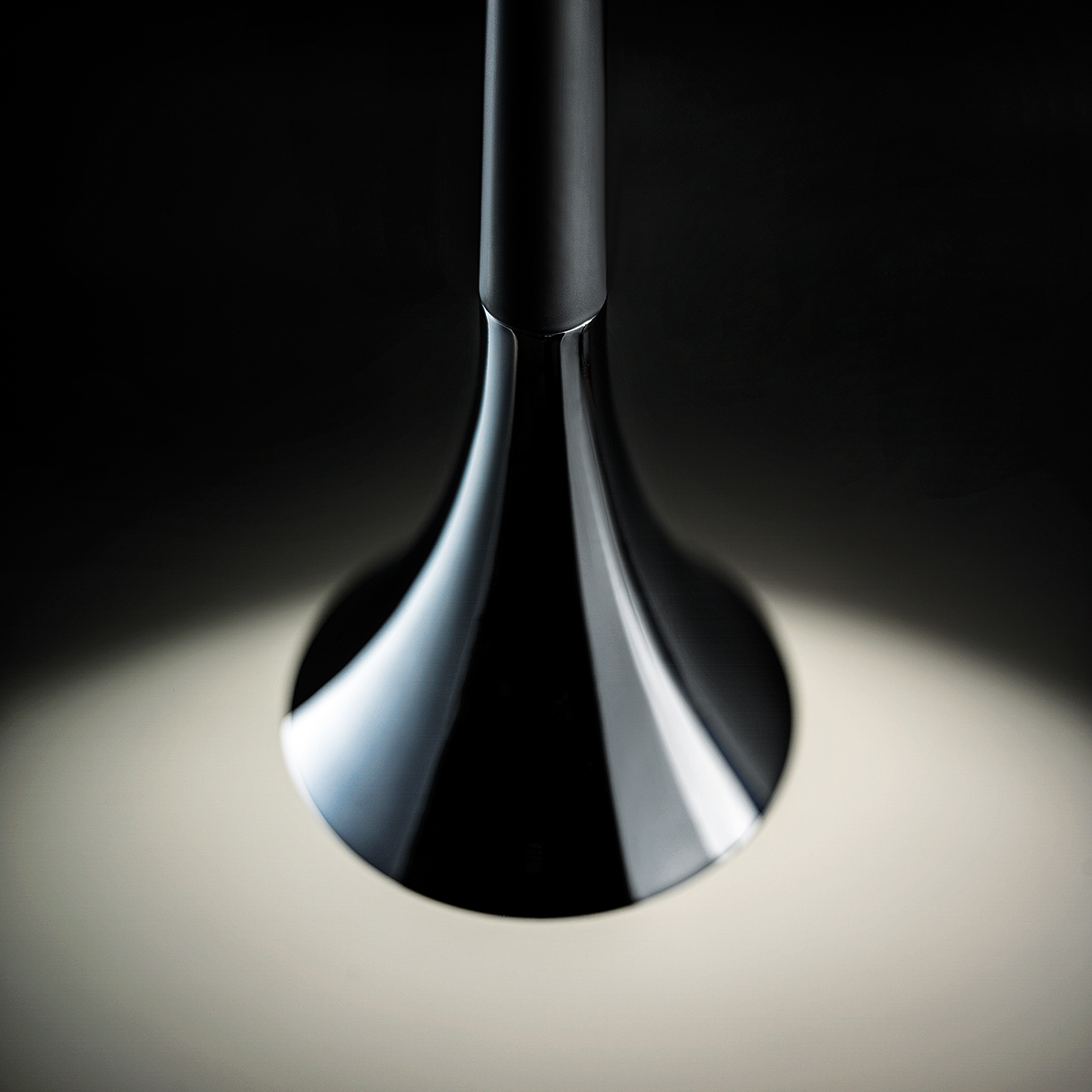 Lodes Rain LED Pendelleuchte 1-flg., Chrom - schwarz matt, Detailbild