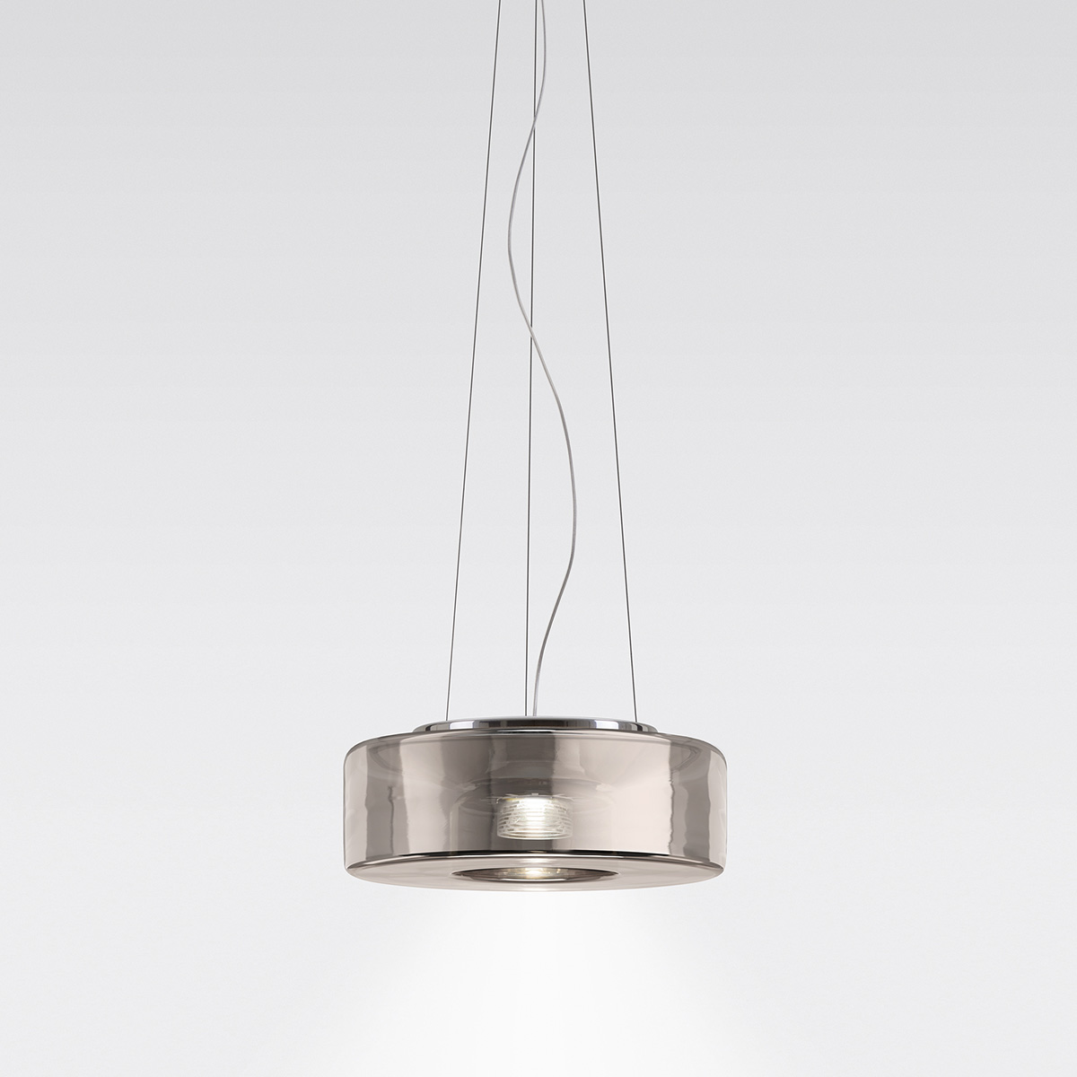 Serien.lighting Curling Suspension Rope S LED Pendelleuchte, 3000 K, Glas neusilber (©serien.lighting)